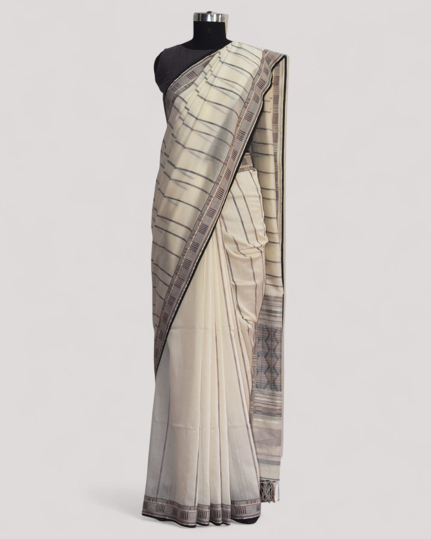 Off-White - Zig Zag Motif Organic Cotton Saree
