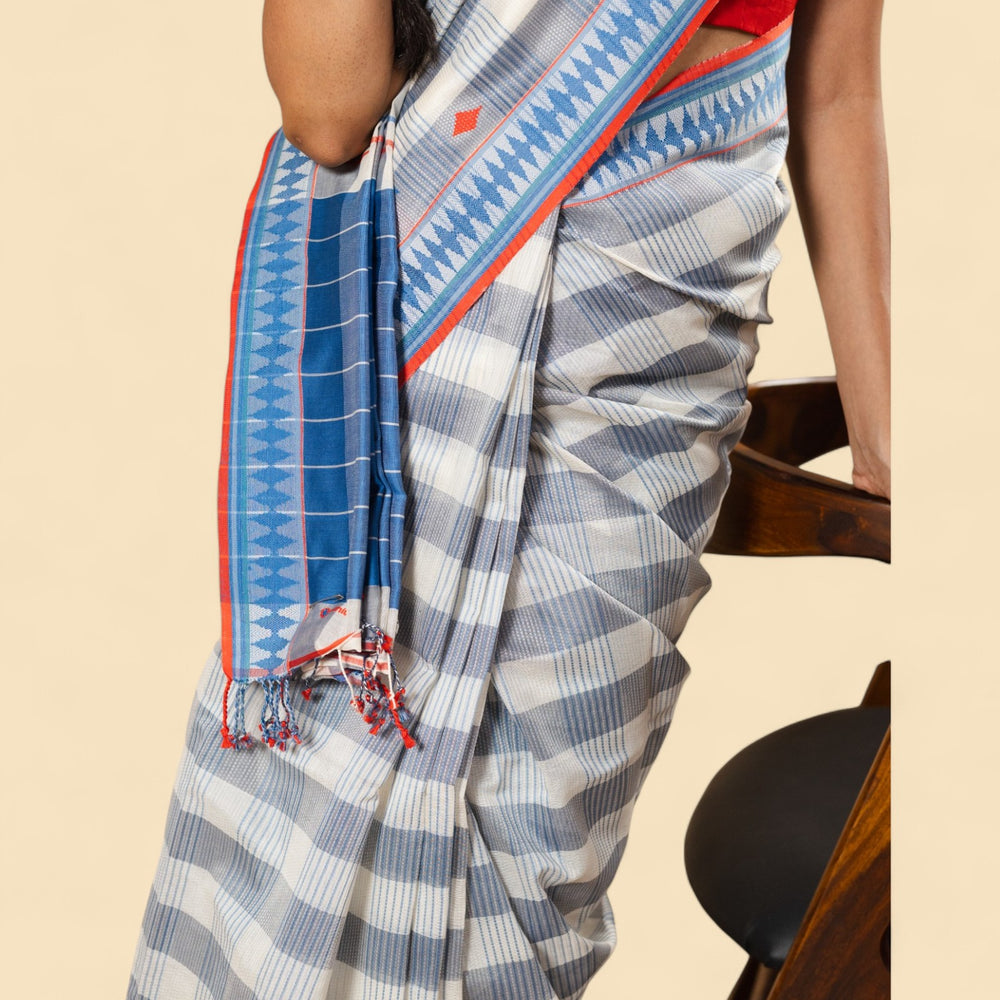 
                      
                        Off-White - Korvai & Buttas  Organic Cotton Saree
                      
                    