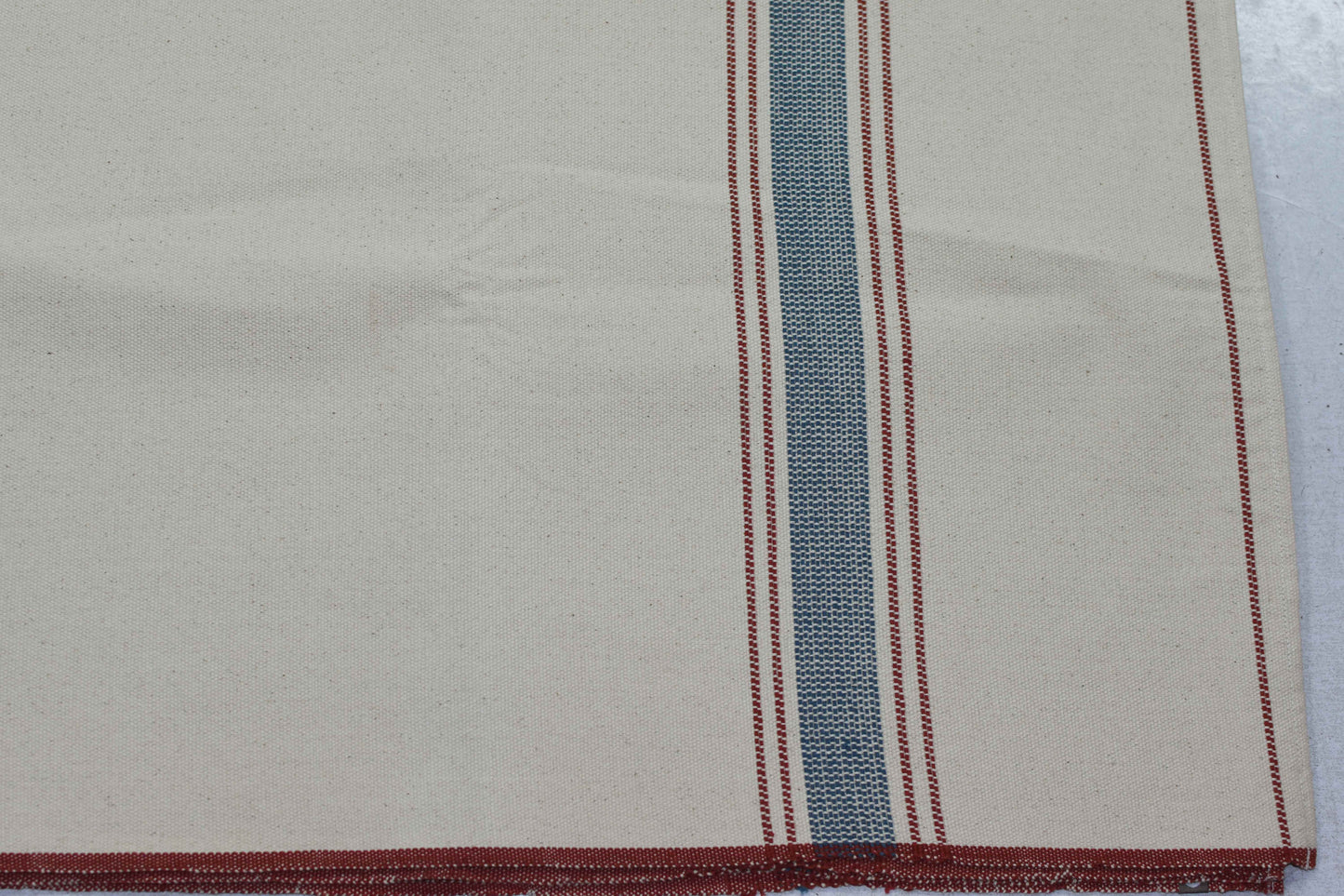 Off White - Blanket 4