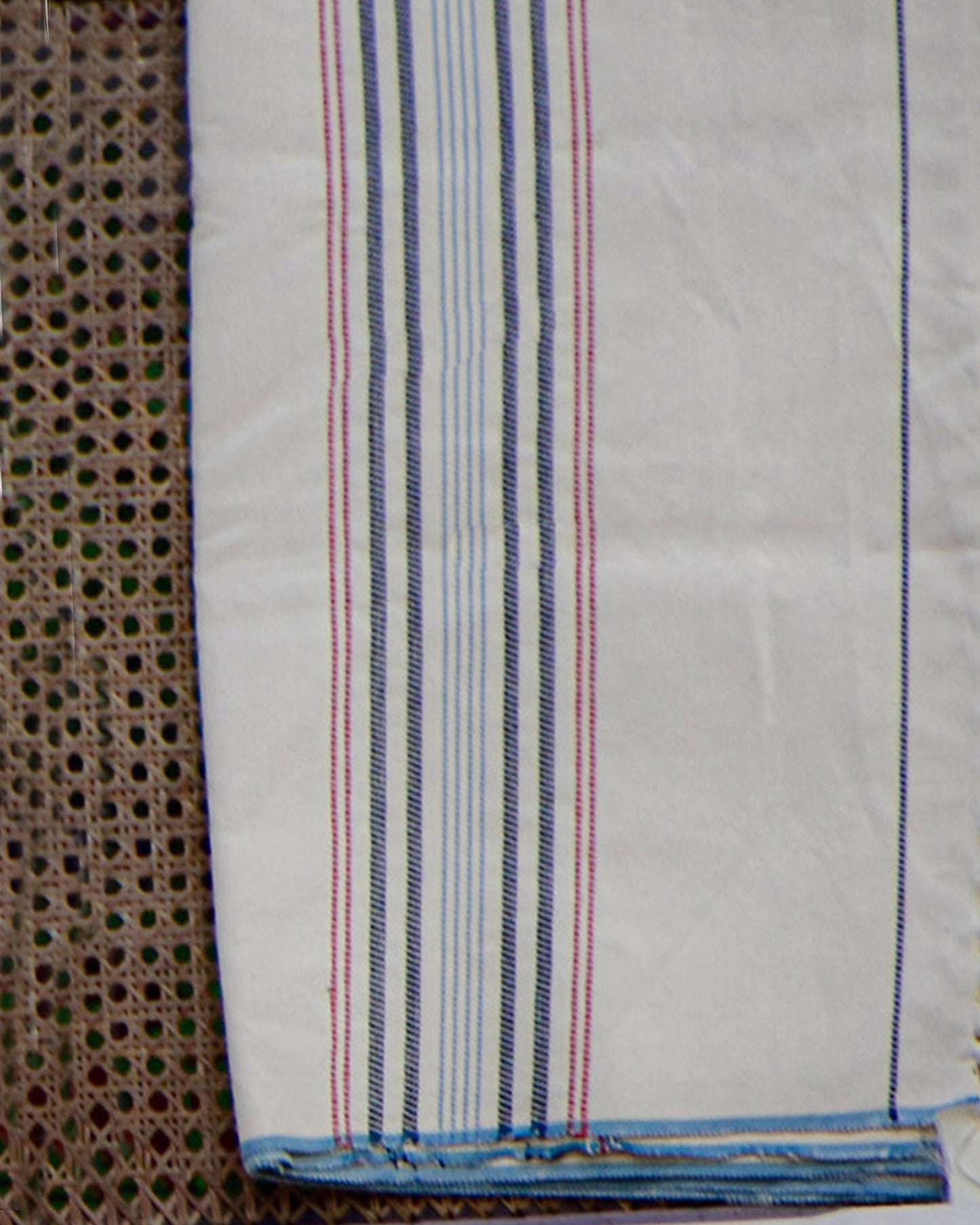 Off White - Blanket 10 with red & blue stripes