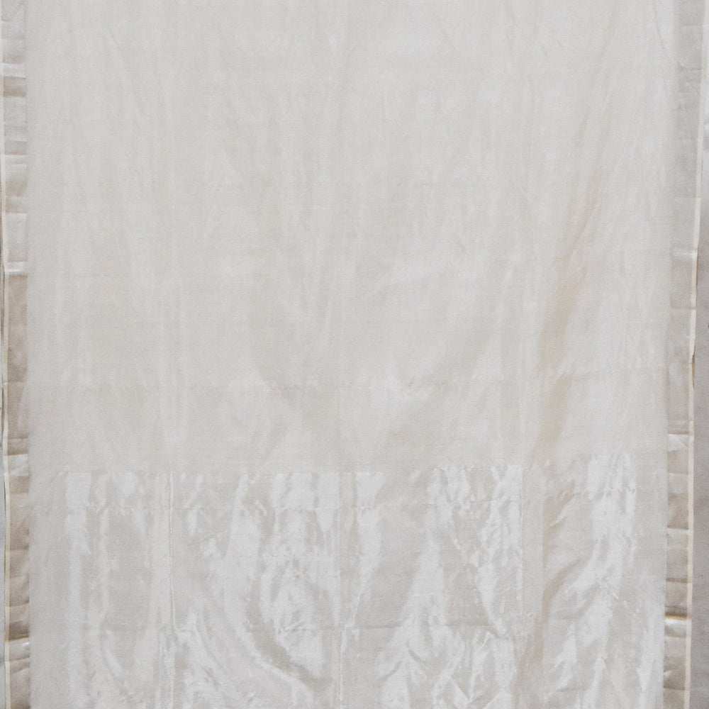
                      
                        White  Tissue  Organic Cotton Saree-NO BLOUSE
                      
                    
